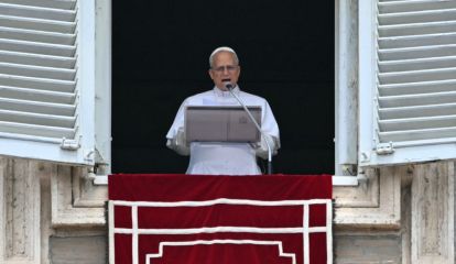 El papa León XIV pidió frenar la guerra en Medio Oriente "antes que se convierta en una vorágine irreparable".
