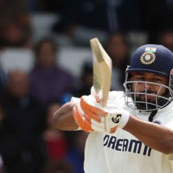 El indio Rishabh Pant realiza un tiro en el cuarto día del primer partido de prueba de críquet entre Inglaterra e India, en Leeds norte de Inglaterra. Foto de Darren Staples / AFP | Foto:AFP