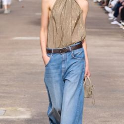 Jeans hasta el piso