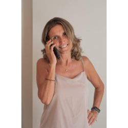 Mercedes Funes: Asesora de Seguros  | Foto:CEDOC