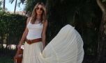 María Vázquez causó furor con el jean wide leg del momento y un look relajado y sugerente