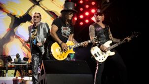 Guns n' Roses gira "Because What You Want & What You Get Are Two Completely Different Things”