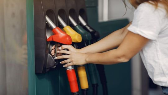 Confirman una nueva suba del 5% en el precio de los combustibles en Chaco