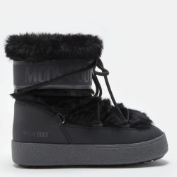 Moon boots