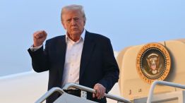 Donald Trump cuestionó el compromiso de defensa mutua con la Unión Europa rumbo a La Haya
