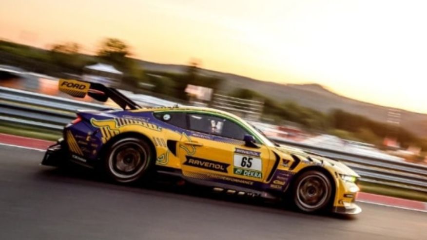 El Mustang GT3 de Ford gana en las 24 Horas de Nürburgring 2025