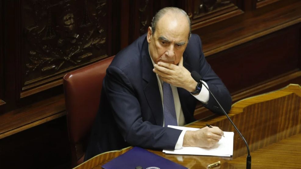 20250626 Guillermo Francos se enojó en medio de su exposición en el Senado y se fue del recinto