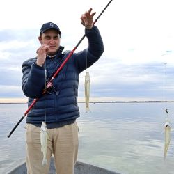 Discreta semana de pesca en todo el país. Las heladas condicionan al peje y otras especies, mientras que la crecida del Uruguay como del Paraná alteró la Cuenca del Plata.