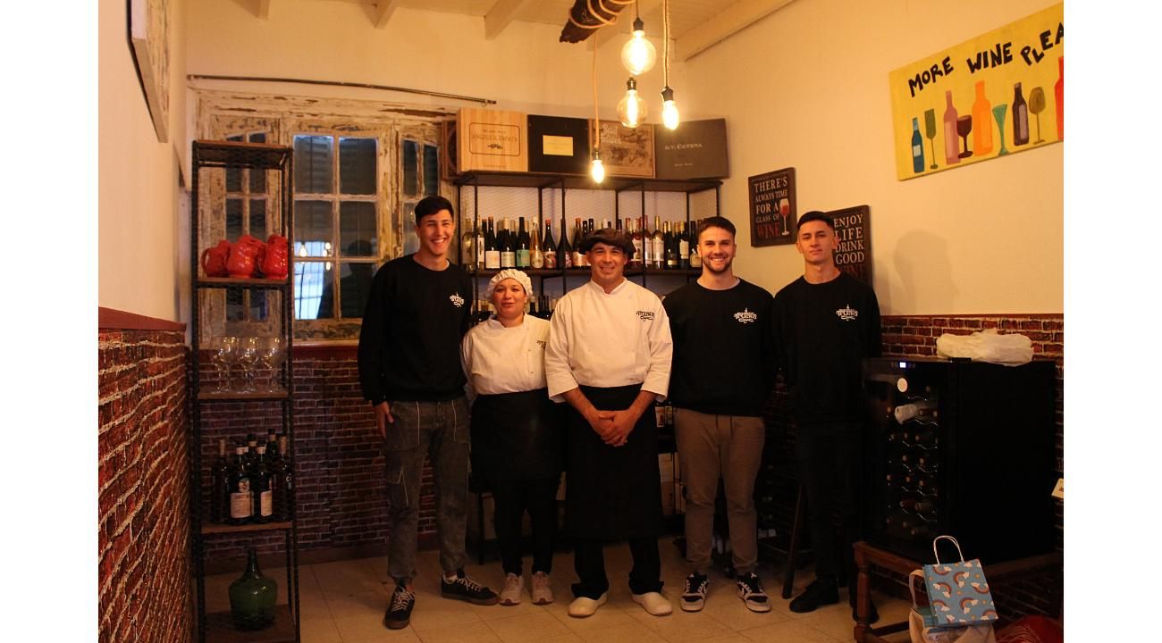 Te Calmás, un refugio de vinos y sabores en un ambiente acogedor