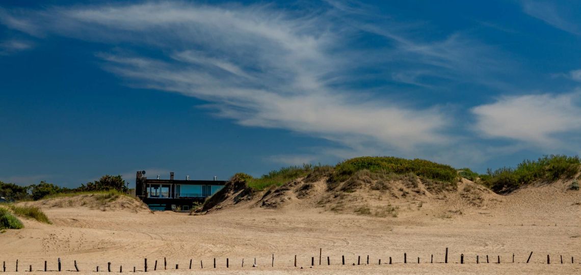 Vacaciones de invierno en la costa: descubrí su encanto fuera de temporada