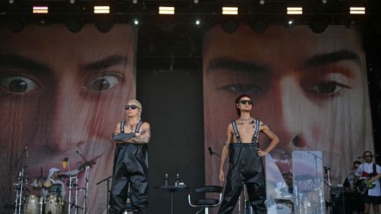 PACOAMOROSOCATRIELglastonbury