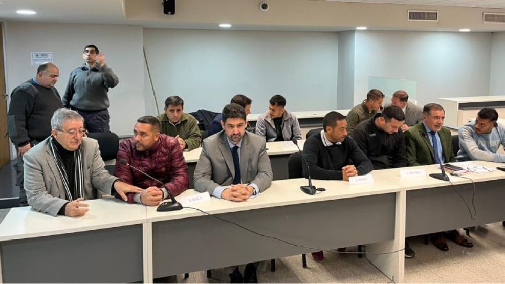 Policías de la FPA condenados