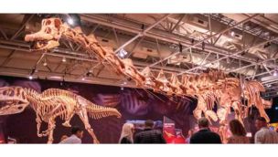 29_06_2025_dinosaurio_museo_feruglio_parque_thays_gcba_g