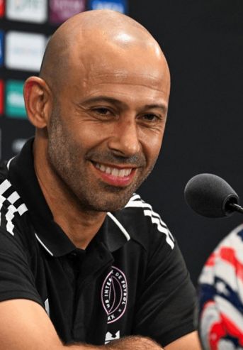 Mascherano en conferencia de prensa