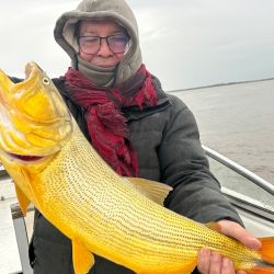 La zona de pesca fue tanto en Isla Sola, cerca de Carmelo en las costas uruguayas y en los palos del Guazú.