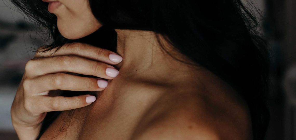 Cómo cuidar el pelo después de los 60: claves para una rutina real, diversa y libre de estereotipos