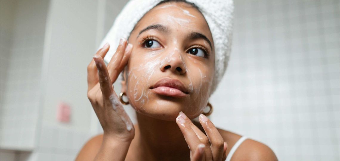 Piel glow en 5 pasos: guía práctica para una luminosidad real, sin filtros