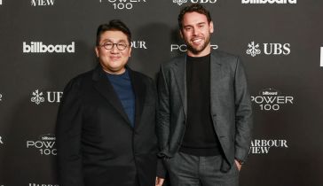 Bang Si-Hyuk y Scooter Braun