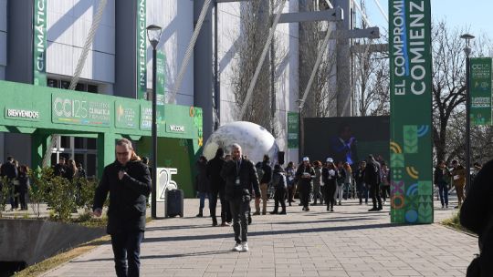 Comenzó la Expo Climática en Córdoba: innovación, reciclaje y vivienda sustentable en vivo