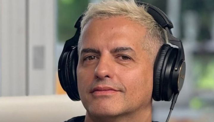 Ángel de Brito cumplió 49 años: los datos curiosos sobre su vida y las tiernas fotos de su infancia