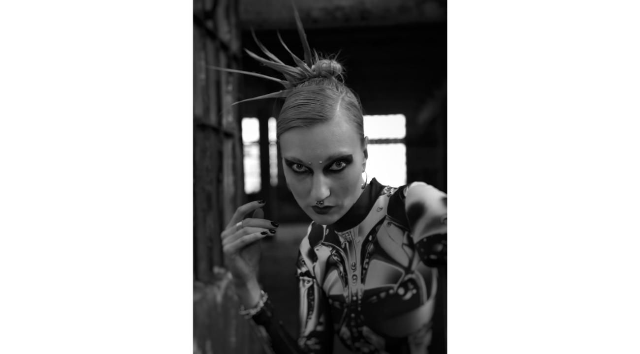 Look de impacto: cómo se construye un peinado editorial
