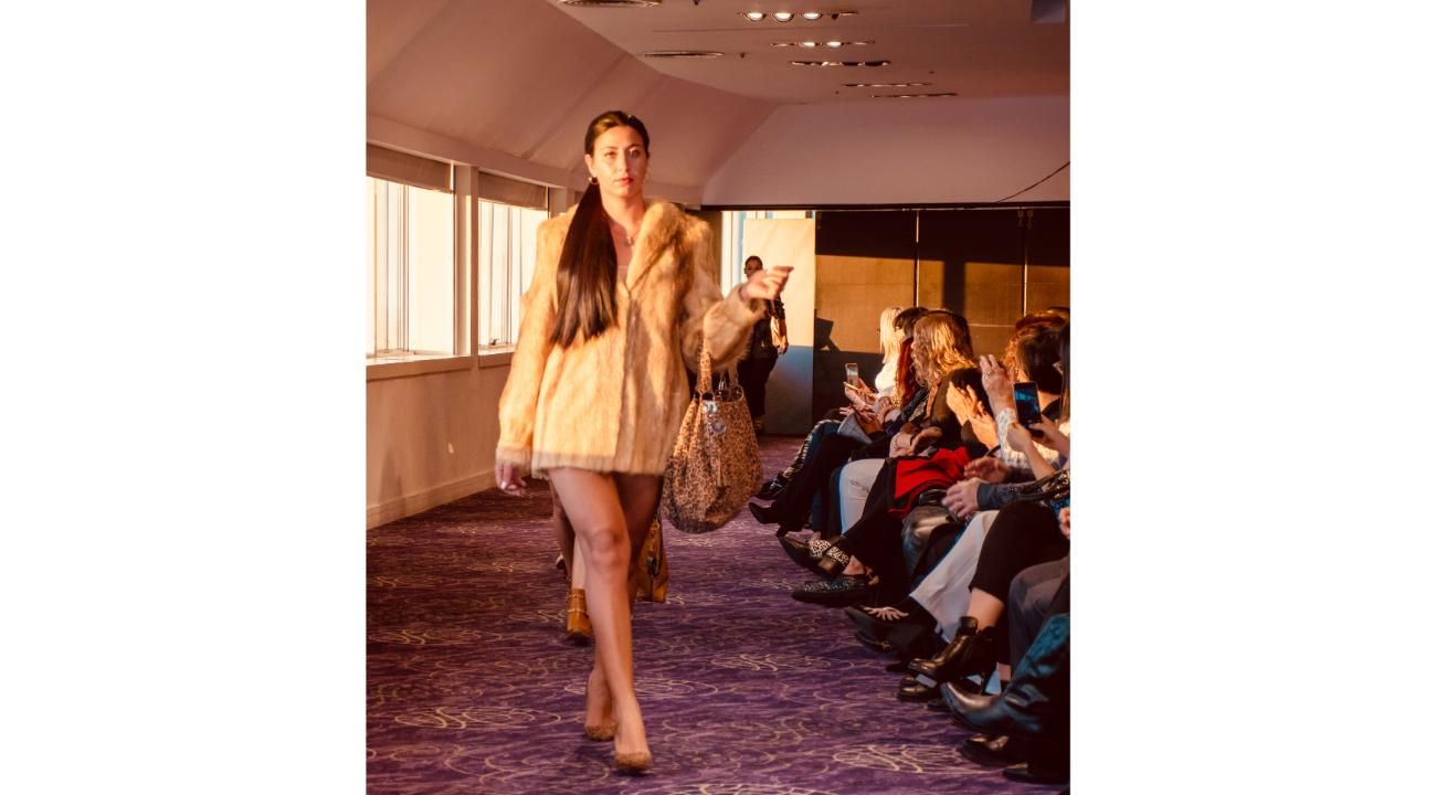 Strina dijo presente en Global Fashion Gallery y presentó su colección otoño-invierno 2025.