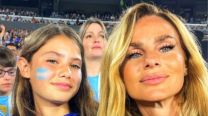 Sabrina Rojas y su hija, Esperanza Castro, matchearon sus looks: wide leg y complicidad total