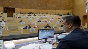 Crítica opositora en sesión de la Unicameral