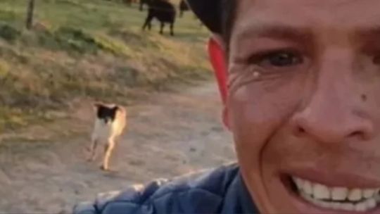 Peón llorando porque fue despedido