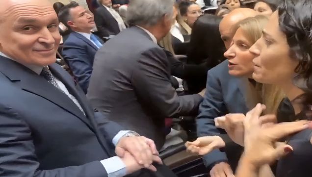 Escándalo en Diputados: diputadas kirchneristas protagonizaron un picante careo con Espert, acusándolo de "psicópata"