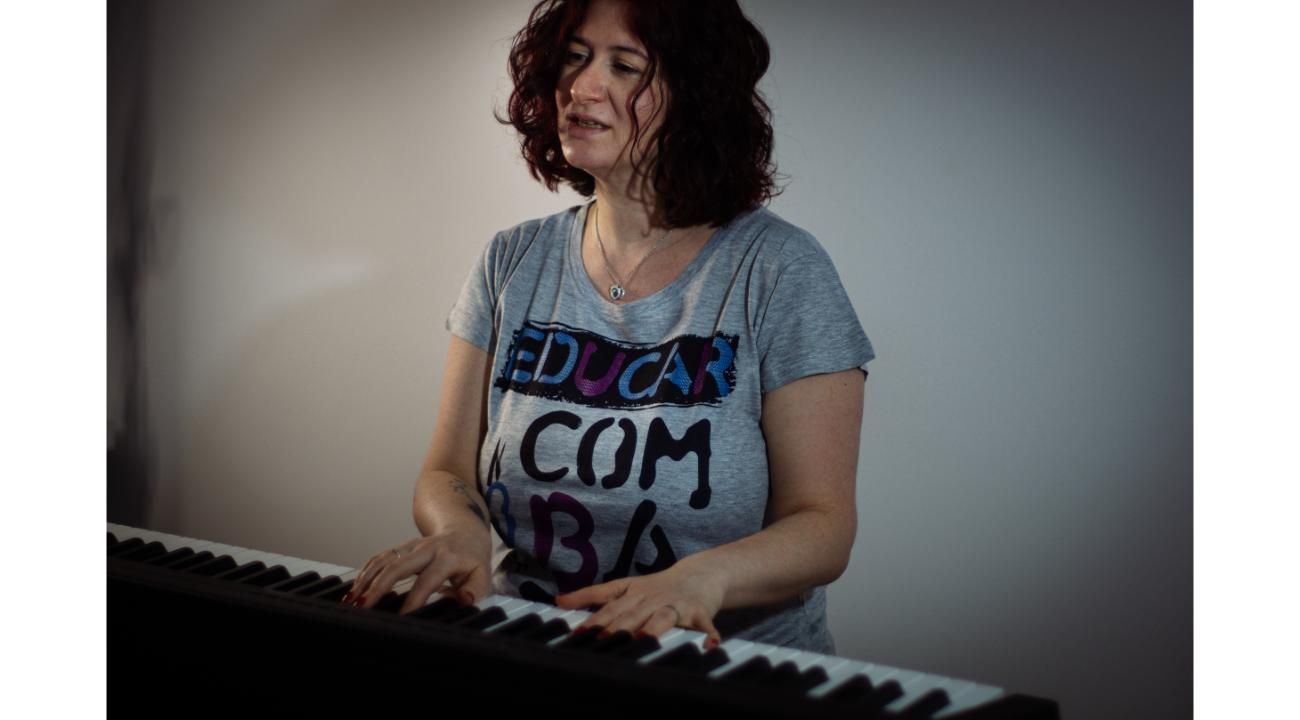Carolina Roisinblit: “Los cuentos pueden ayudarnos a entender y a soñar.”