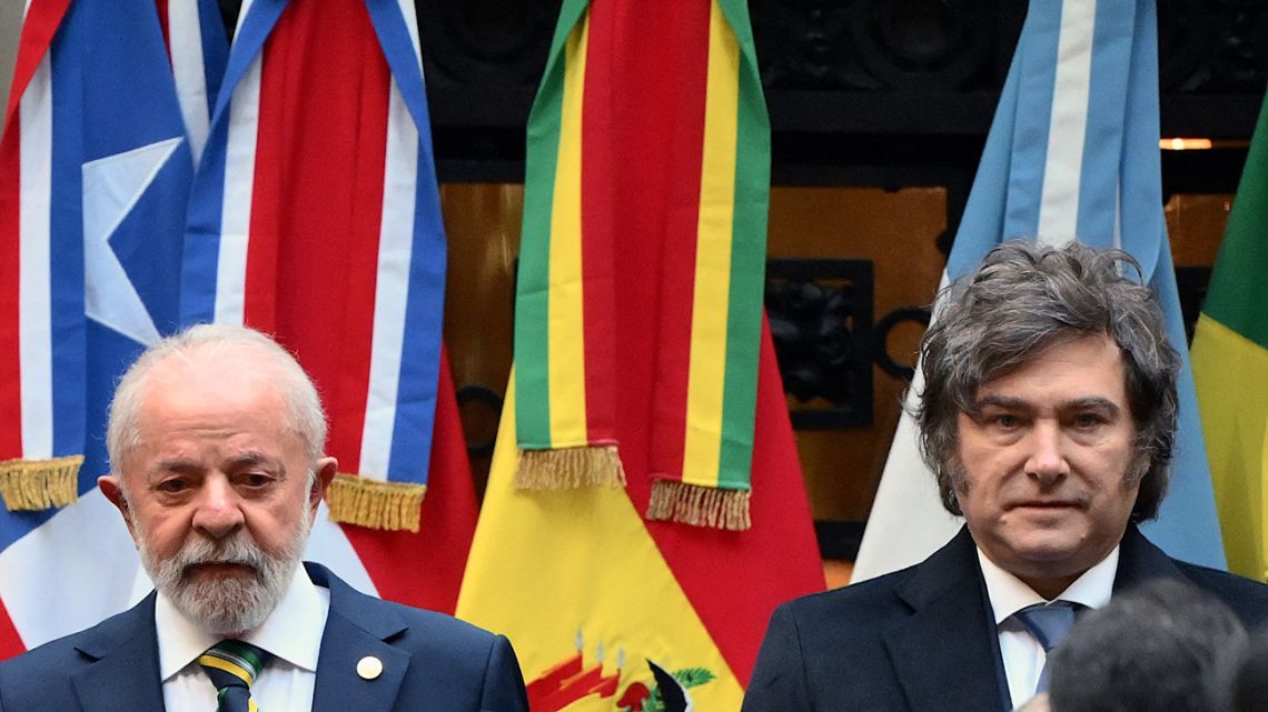 Brazil's President Luiz Inácio Lula da Silva and Argentina's President Javier Milei pose for the family photo during the 66th Summit of Leaders of Mercosur and Associated States at the Palacio San Martín in Buenos Aires on July 3, 2025. 