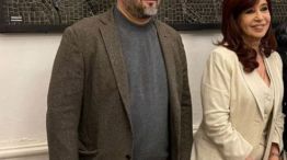 Ariel García Furfaro el 11 de abril de 2024 en el Instituto Patria junto a la expresidente Cristina Fernández de Kirchner
