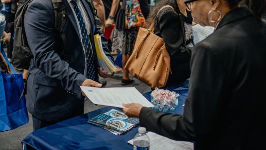 Estados Unidos sorprende con pérdida de empleos en julio