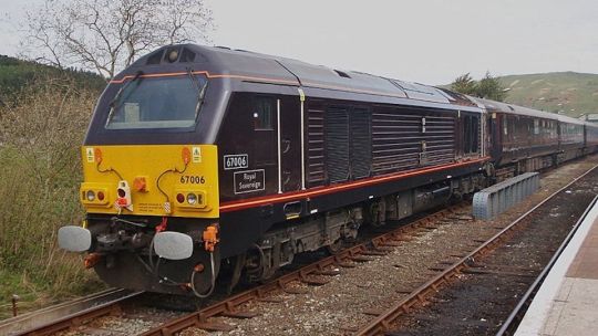 El "royal train" se jubila: el ahorro llevó a Carlos III a desterrar el medio de transporte favorito de los Windsor