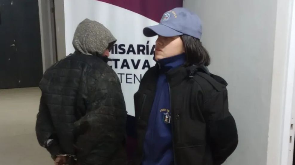 La mujer terminó detenida. 