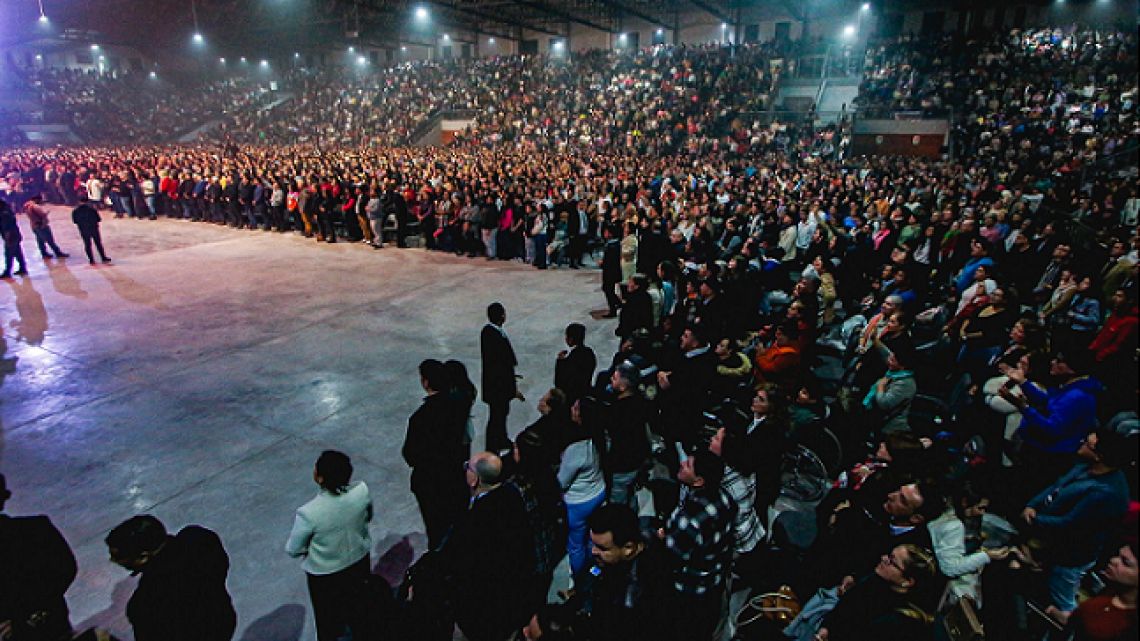 Entradas de hasta $100.000 para el evento evangélico donde estará Milei en Resistencia