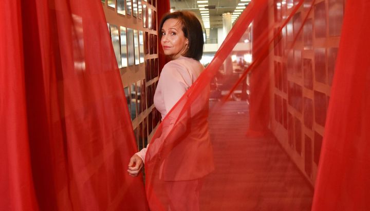 Gabriela Toscano: “Cuando no actuamos, los actores nos ponemos peligrosos”
