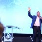 Vínculos políticos, milagros por televisión y un templo "imponente": quién es Jorge Ledesma, el pastor que visitará Milei en Chaco