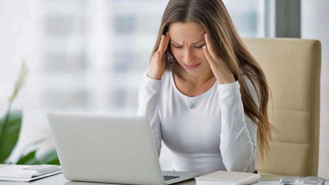 050725_burnout_estres_laboral_shutterstock_g