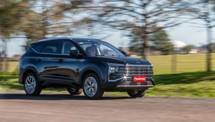 Probamos el JAC JS8: Una nueva dinastía