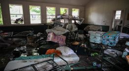 Lo que queda de Camp Mystic, el campamento cristiano de verano en Texas, donde estaban las 27 nenas desaparecidas en la inundación.