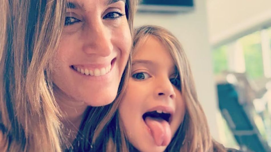 Soledad Pastorutti con su hija Regina