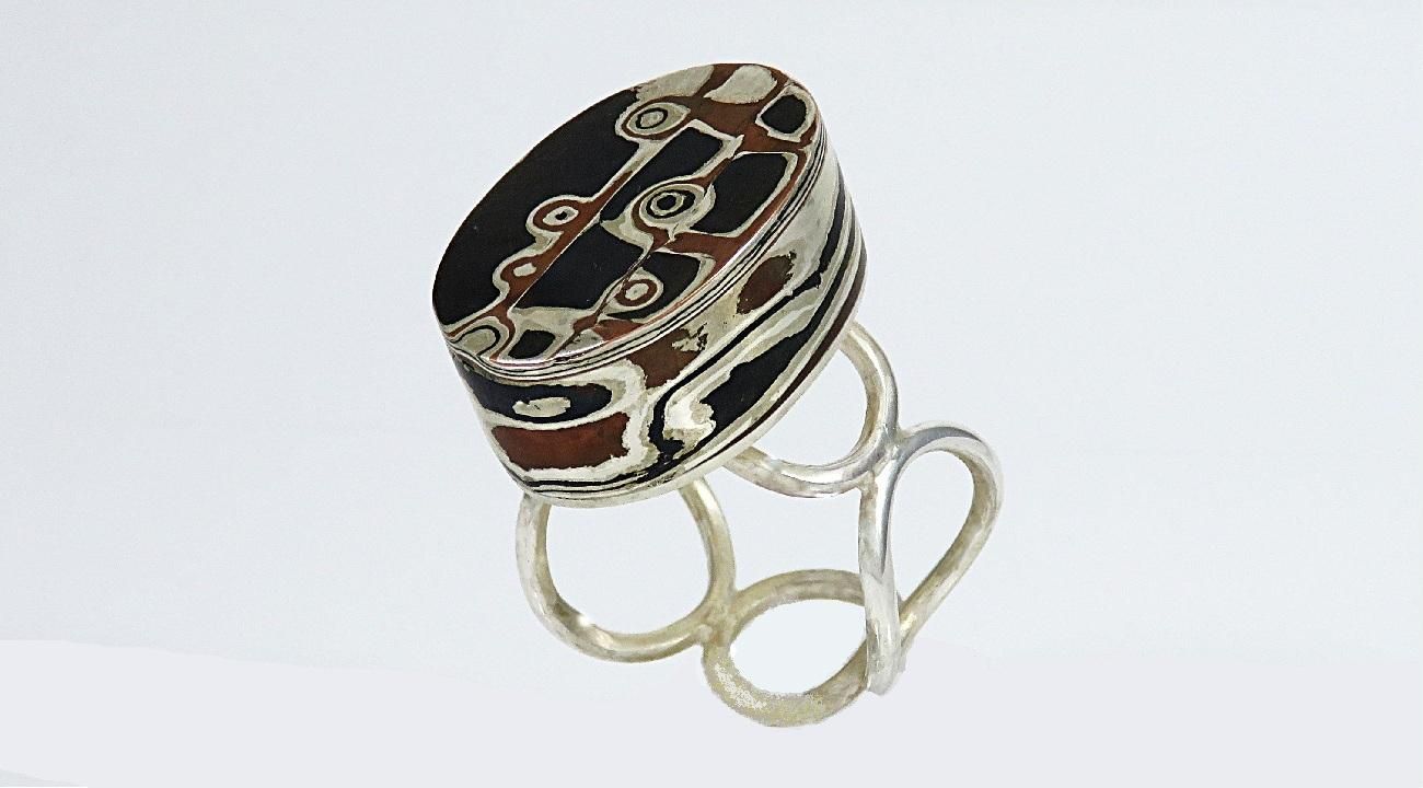 Mokume Gane – Tradición japonesa aplicada a la joyería.