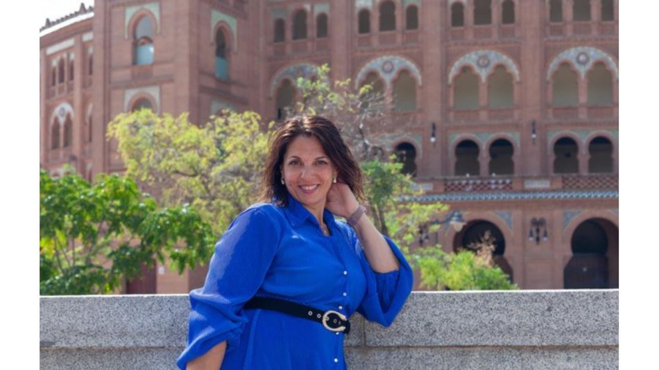 Ximena Delgado: La profesional que desafía los estereotipos en la moda y la imagen personal