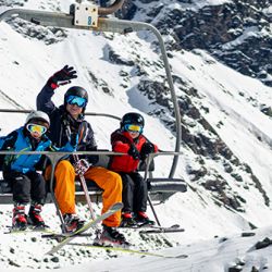 La Argentina cuenta con excelentes centros de esquí destinados a toda la familia.