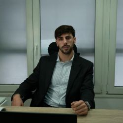 ¿Compraste un auto y no lo pudiste poner a tu nombre? Como funciona la Cédula de mero poseedor: | Foto:CEDOC