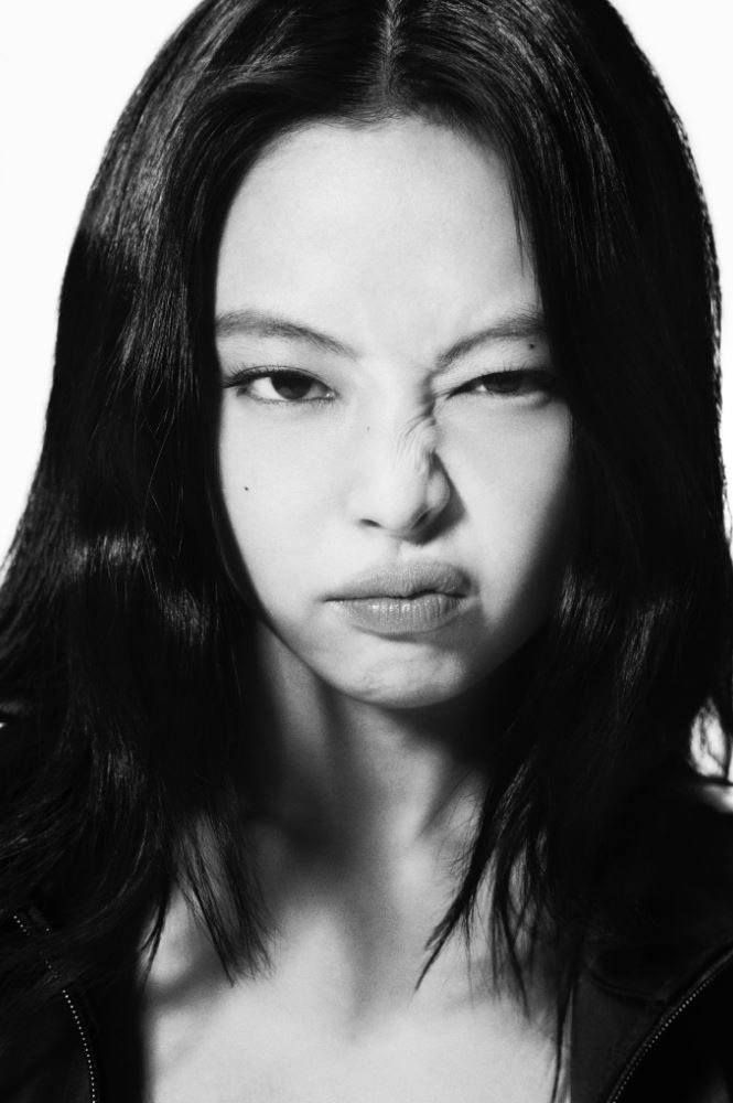 Jennie para Adidas Superstar