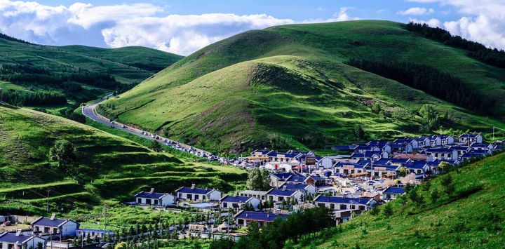 Paisaje de una pradera, en la aldea Huanghuawopu, en Hohhot, en la región autónoma de Mongolia Interior, en el norte de China. (Xinhua/Ma Jinrui)