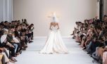 Tamara Ralph presentó su colección Couture Otoño-Invierno 2025/2026 en París: lujo etéreo y espíritu art déco